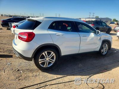 Trzecie zdjęcie samochodu z tyłu: 2015 MERCEDES-BENZ GLA 250 VIN:WDCTG4EB9FJ113730 - miniatura