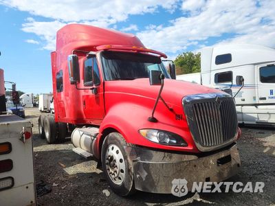 Czwarte zdjęcie samochodu z boku: 2009 INTERNATIONAL PROSTAR PREMIUM SEMI TRUCK VIN:2HSCUAPR39C059794 - miniatura