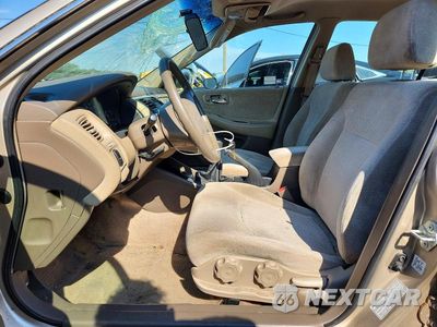 Zdjęcie 7 z 12 samochodu: 2001 HONDA ACCORD LX VIN:JHMCG65551C000364 - miniatura