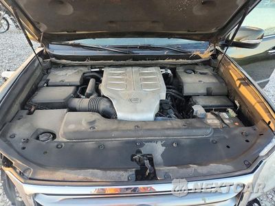 Zdjęcie 12 z 14 samochodu: 2011 LEXUS GX 460 VIN:JTJBM7FX1B5024403 - miniatura