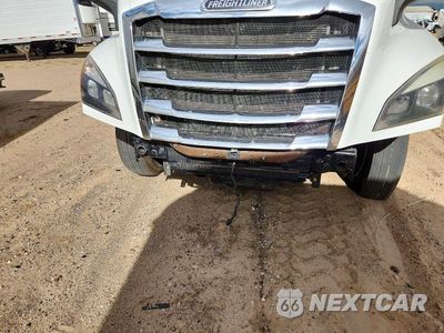 Zdjęcie 14 z 14 samochodu: 2020 FREIGHTLINER CASCADIA 126 VIN:3AKJHHDR4LSLZ8141 - miniatura