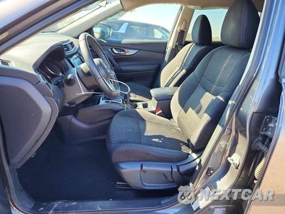 Zdjęcie 7 z 13 samochodu: 2019 NISSAN ROGUE S VIN:5N1AT2MV7KC839802 - miniatura