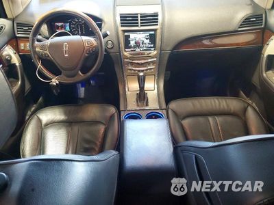 Zdjęcie 8 z 12 samochodu: 2014 LINCOLN MKX VIN:2LMDJ8JK1EBL19166 - miniatura