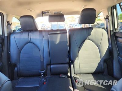 Zdjęcie 10 z 14 samochodu: 2025 TOYOTA HIGHLANDER XLE VIN:5TDKDRAH8SS556787 - miniatura