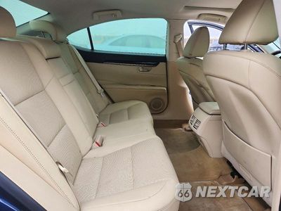 Zdjęcie 10 z 13 samochodu: 2014 LEXUS ES 350 VIN:JTHBK1GG7E2136695 - miniatura