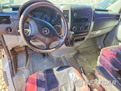Zdjęcie 8 z 13 samochodu: 2013 MERCEDES-BENZ SPRINTER 2500 DELIVERY VAN VIN:WD3PE8CC0D5796806 - miniatura