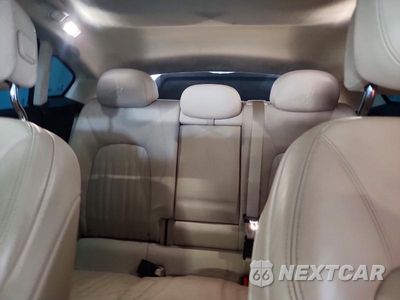 Zdjęcie 10 z 13 samochodu: 2022 MASERATI LEVANTE BASE VIN:ZN661XUA3NX398448 - miniatura