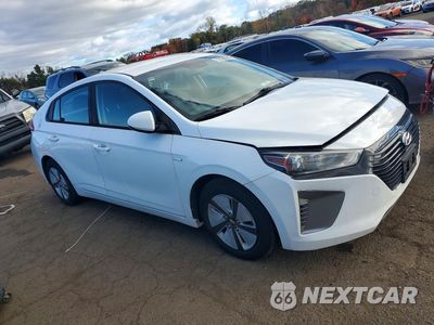 Czwarte zdjęcie samochodu z boku: 2017 HYUNDAI IONIQ BLUE VIN:KMHC65LC5HU030609 - miniatura
