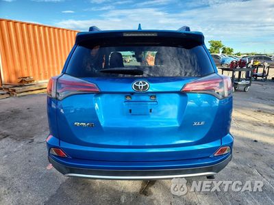 Zdjęcie 6 z 14 samochodu: 2018 TOYOTA RAV4 XLE VIN:JTMWFREV0JJ204407 - miniatura