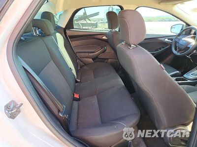 Zdjęcie 10 z 12 samochodu: 2018 FORD FOCUS SE VIN:1FADP3F28JL302570 - miniatura
