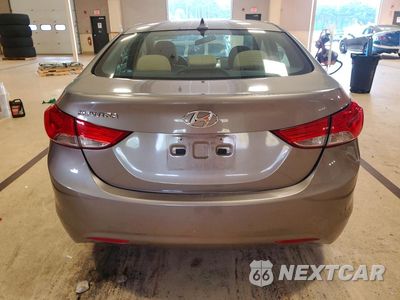 Zdjęcie 6 z 12 samochodu: 2013 HYUNDAI ELANTRA GLS VIN:5NPDH4AE6DH419300 - miniatura