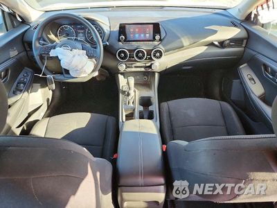 Zdjęcie 8 z 13 samochodu: 2025 NISSAN SENTRA S VIN:3N1AB8BVXSY253070 - miniatura