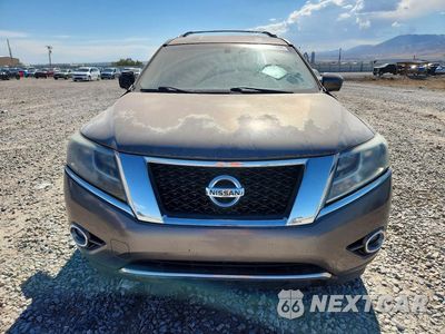 Piąte zdjęcie samochodu w środku: 2013 NISSAN PATHFINDER S VIN:5N1AR2MMXDC673428 - miniatura