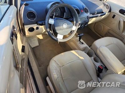 Zdjęcie 8 z 12 samochodu: 2007 VOLKSWAGEN NEW BEETLE 2.5L OPTION PACKAGE 1 VIN:3VWRW31C37M500836 - miniatura
