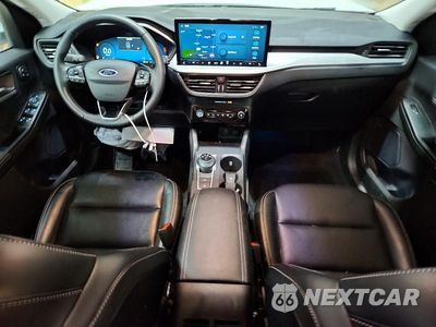 Zdjęcie 8 z 13 samochodu: 2024 FORD ESCAPE PLATINUM VIN:1FMCU9JA2RUA54558 - miniatura