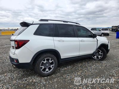 Trzecie zdjęcie samochodu z tyłu: 2022 HONDA PASSPORT TRAIL SPORT VIN:5FNYF8H61NB002986 - miniatura