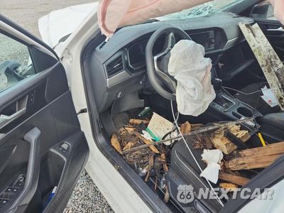 Zdjęcie 8 z 12 samochodu: 2022 VOLKSWAGEN JETTA SPORT VIN:3VWBM7BU5NM018937 - miniatura