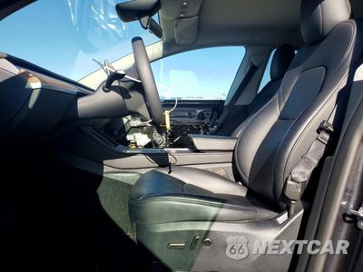 Zdjęcie 7 z 13 samochodu: 2024 TESLA MODEL Y VIN:7SAYGDEE1RF070960 - miniatura