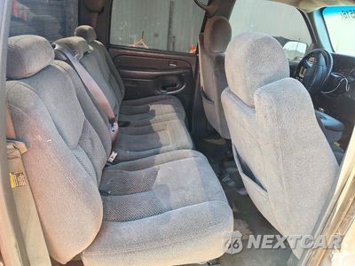 Zdjęcie 10 z 12 samochodu: 2006 CHEVROLET SILVERADO K1500 VIN:2GCEK13T661184370 - miniatura
