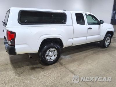 Trzecie zdjęcie samochodu z tyłu: 2023 TOYOTA TACOMA SR VIN:3TYRX5GN7PT080412 - miniatura