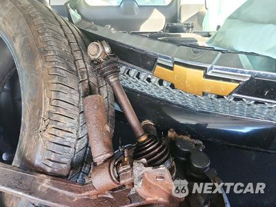 Zdjęcie 10 z 13 samochodu: 2013 CHEVROLET SUBURBAN K1500 LTZ VIN:1GNSKKE74DR195565 - miniatura