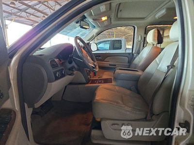 Zdjęcie 7 z 13 samochodu: 2009 CHEVROLET TAHOE K1500 LTZ VIN:1GNFK33009R217050 - miniatura