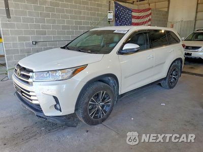 2019 TOYOTA HIGHLANDER LE PLUS 5TDBZRFH4KS738951 - główne zdjęcie licytacji z USA - miniatura