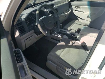 Zdjęcie 8 z 13 samochodu: 2008 JEEP LIBERTY SPORT VIN:1J8GN28KX8W284661 - miniatura
