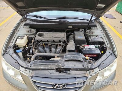 Zdjęcie 11 z 12 samochodu: 2010 HYUNDAI SONATA GLS VIN:5NPET4AC7AH617591 - miniatura