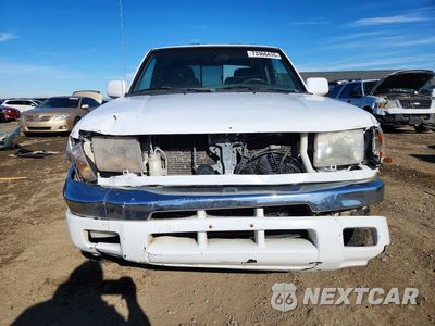 Piąte zdjęcie samochodu w środku: 2000 NISSAN FRONTIER XE VIN:1N6ED27Y0YC309265 - miniatura
