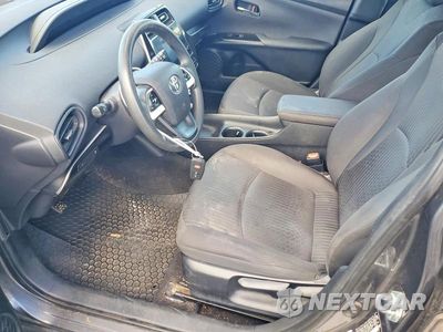 Zdjęcie 7 z 12 samochodu: 2016 TOYOTA PRIUS TWO VIN:JTDKBRFUXG3007953 - miniatura