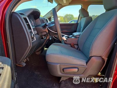 Zdjęcie 7 z 12 samochodu: 2018 RAM 1500 ST VIN:1C6RR7FG5JS205868 - miniatura