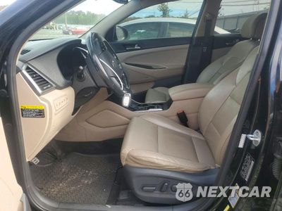 Zdjęcie 7 z 12 samochodu: 2018 HYUNDAI TUCSON LIMITED VIN:KM8J3CA28JU724652 - miniatura