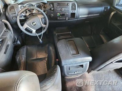 Zdjęcie 8 z 12 samochodu: 2014 CHEVROLET SILVERADO 2500 VIN:1GC1KXC88EF173231 - miniatura