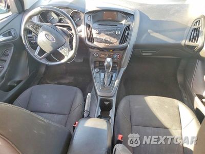Zdjęcie 8 z 13 samochodu: 2015 FORD FOCUS SE VIN:1FADP3K29FL352424 - miniatura