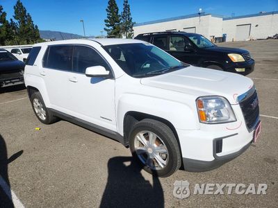 Czwarte zdjęcie samochodu z boku: 2017 GMC TERRAIN SLE VIN:2GKALMEK7H6171557 - miniatura