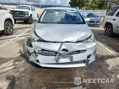 Piąte zdjęcie samochodu w środku: 2017 TOYOTA PRIUS THREE VIN:JTDKARFU4H3038913 - miniatura