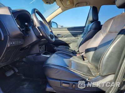 Zdjęcie 7 z 13 samochodu: 2020 MITSUBISHI OUTLANDER SE VIN:JA4AZ3A33LJ001107 - miniatura