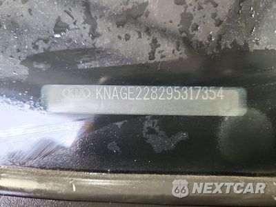 Zdjęcie 12 z 12 samochodu: 2009 KIA OPTIMA LX VIN:KNAGE228295317354 - miniatura