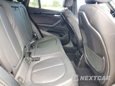 Zdjęcie 11 z 14 samochodu: 2019 BMW X1 SDRIVE28I VIN:WBXHU7C56K5N49783 - miniatura
