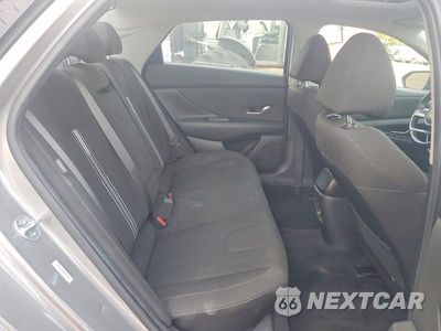 Zdjęcie 10 z 12 samochodu: 2025 HYUNDAI ELANTRA SEL VIN:KMHLS4DG8SU934176 - miniatura