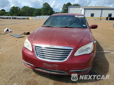 Piąte zdjęcie samochodu w środku: 2014 CHRYSLER 200 LX VIN:1C3CCBAB9EN211034 - miniatura