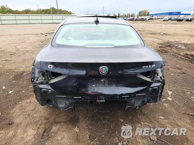 Zdjęcie 6 z 13 samochodu: 2020 ALFA ROMEO GIULIA TI VIN:ZARFANBN4L7629825 - miniatura