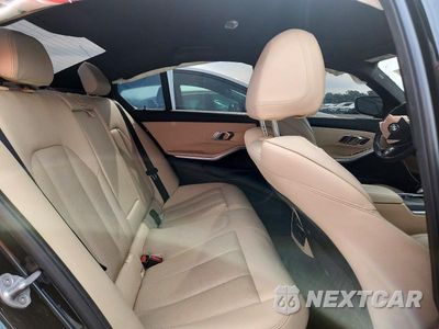 Zdjęcie 10 z 12 samochodu: 2023 BMW 330I VIN:3MW69FF06P8D19300 - miniatura