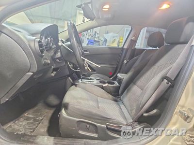 Zdjęcie 7 z 12 samochodu: 2009 PONTIAC G6 VIN:1G2ZJ57K394249606 - miniatura