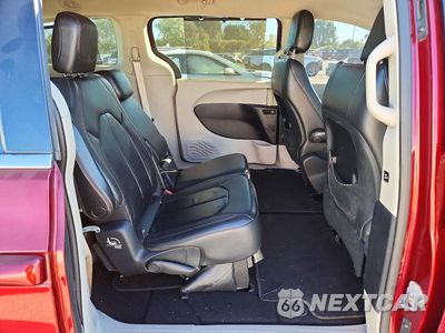 Zdjęcie 11 z 14 samochodu: 2017 CHRYSLER PACIFICA TOURING L VIN:2C4RC1BG0HR509246 - miniatura