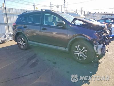 Czwarte zdjęcie samochodu z boku: 2018 TOYOTA RAV4 LE VIN:2T3ZFREV5JW457365 - miniatura
