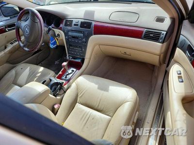 Zdjęcie 8 z 12 samochodu: 2004 LEXUS ES 330 VIN:JTHBA30G445045437 - miniatura