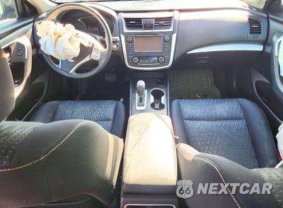 Zdjęcie 8 z 12 samochodu: 2016 NISSAN ALTIMA 2.5 SV VIN:1N4AL3AP2GC245163 - miniatura