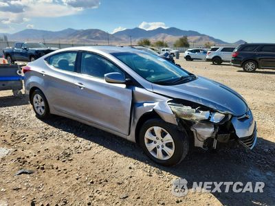 Czwarte zdjęcie samochodu z boku: 2016 HYUNDAI ELANTRA SE VIN:5NPDH4AE1GH702000 - miniatura